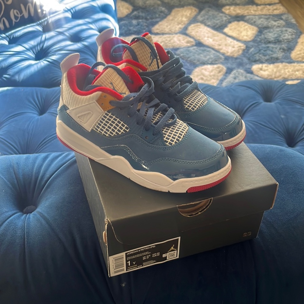 Jordan 4